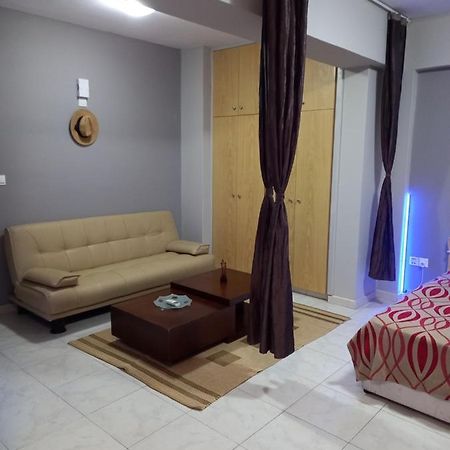 Old Town Studio Apartment Ларнака Екстериор снимка
